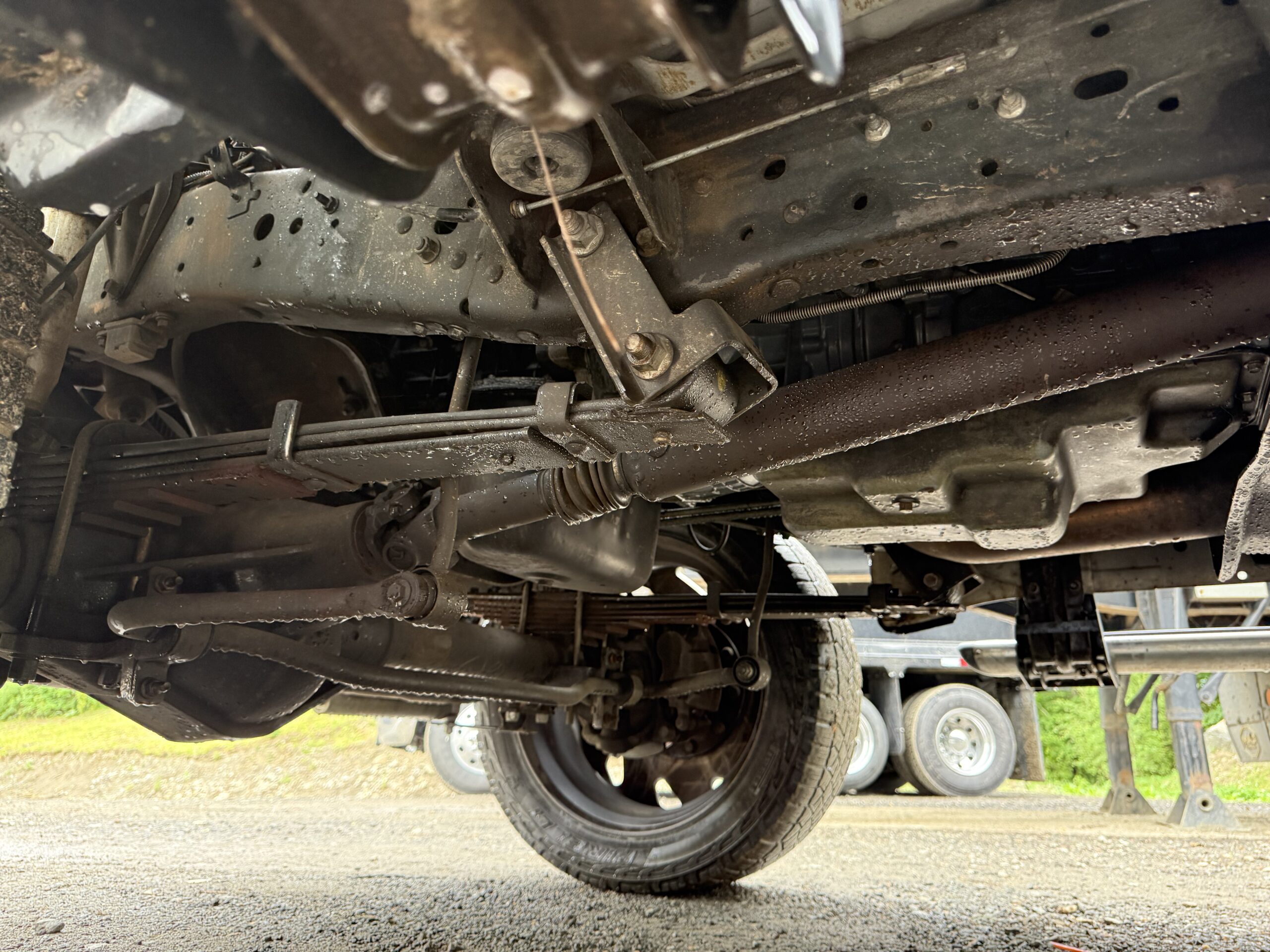
								2004 Ford F350 lariat short bed dually full									