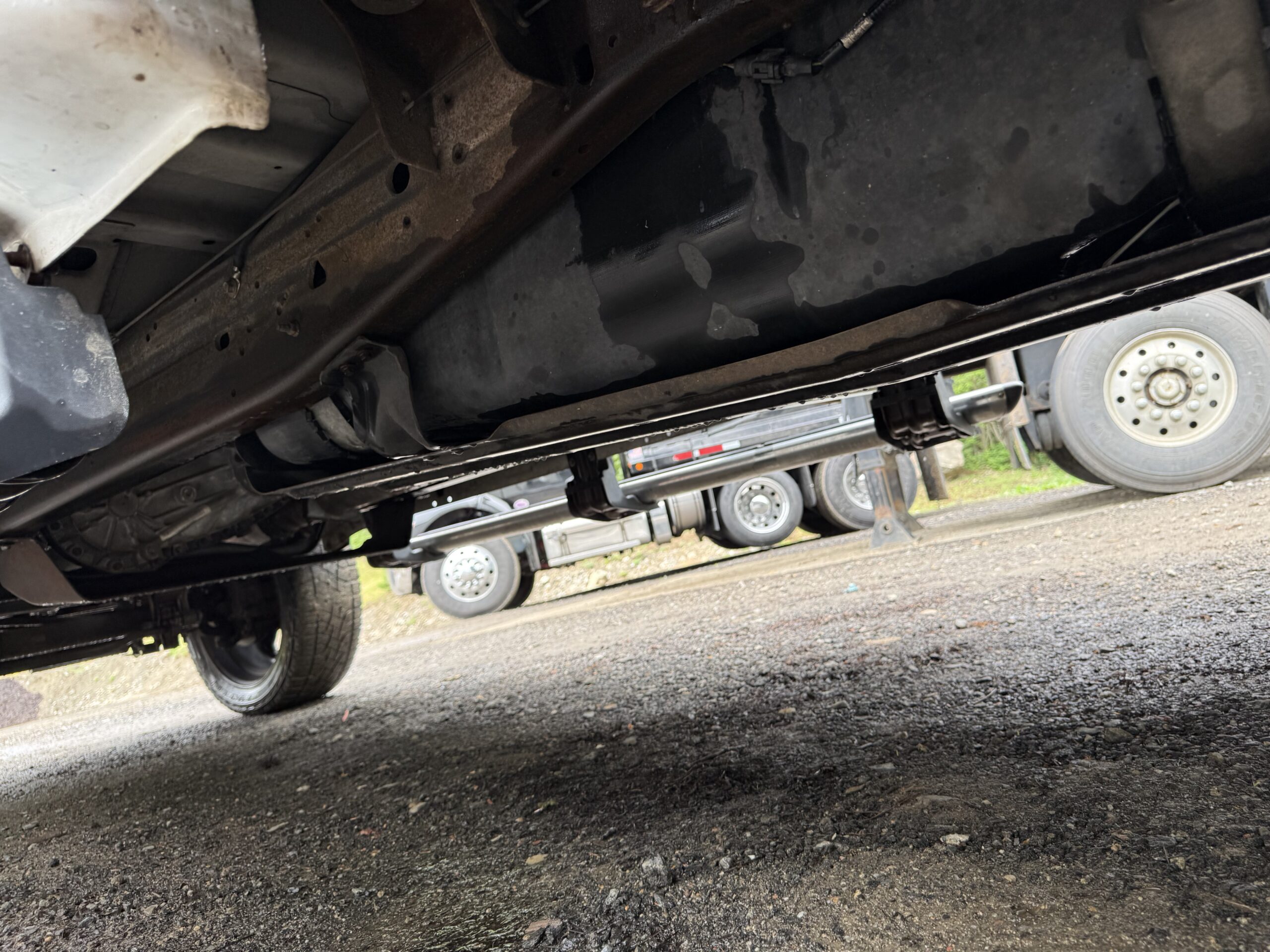 
								2004 Ford F350 lariat short bed dually full									