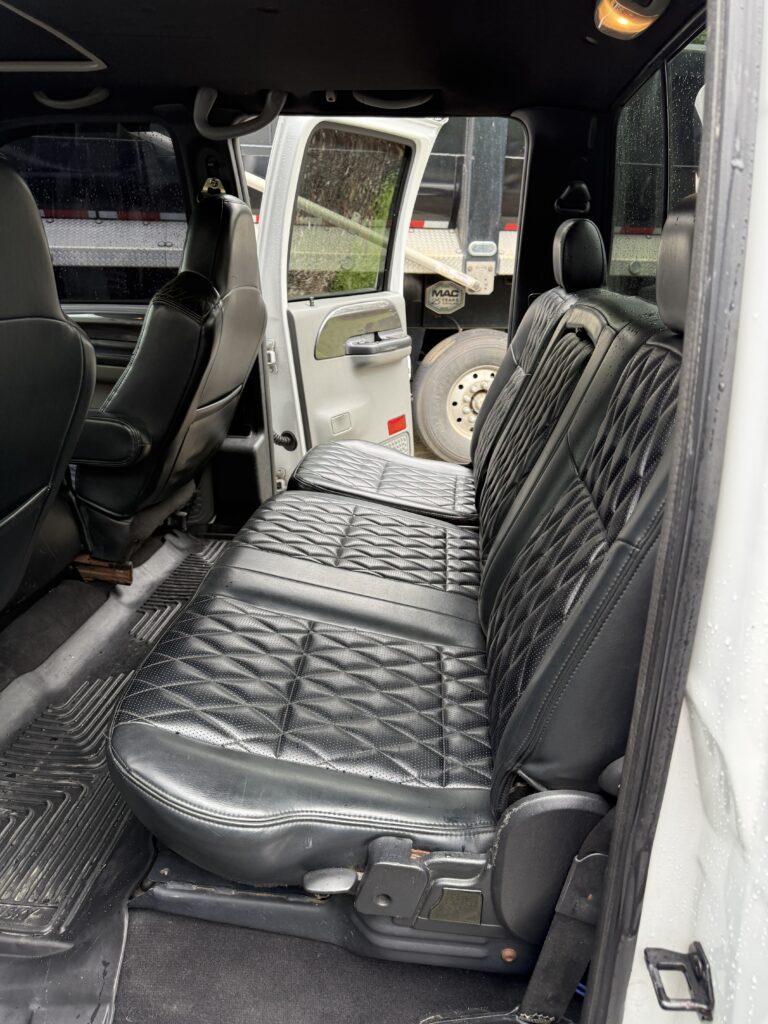 2004 Ford F350 lariat short bed dually