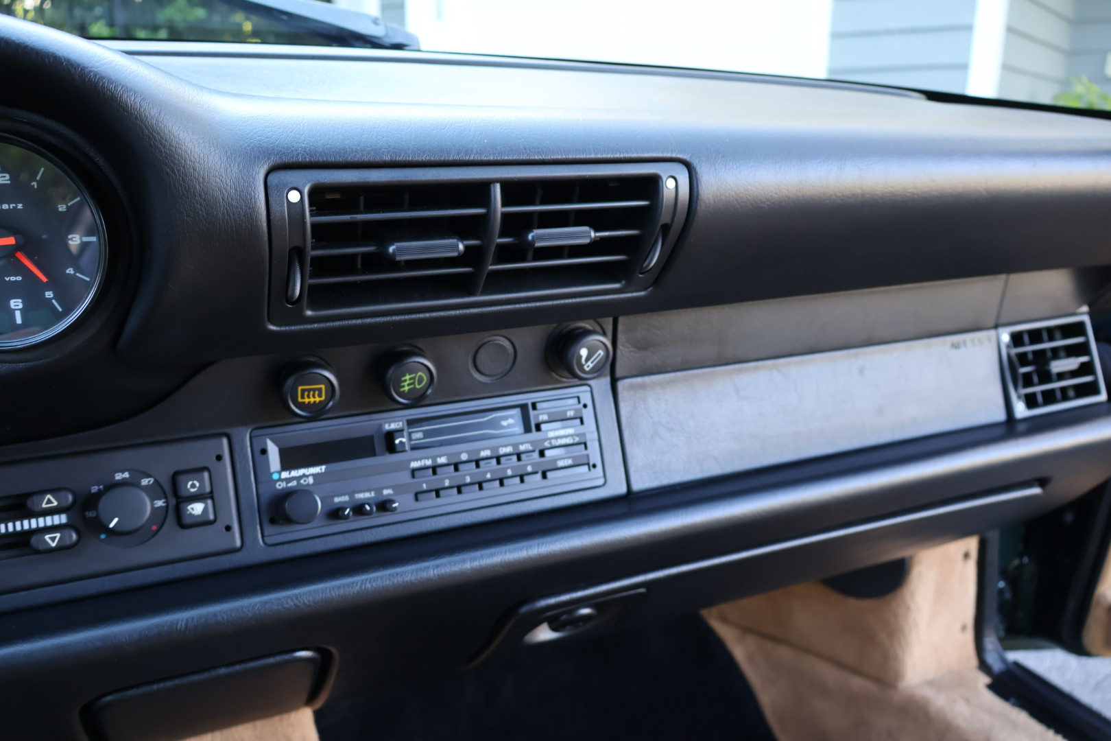 
								1990 Porsche 911 C2 full									