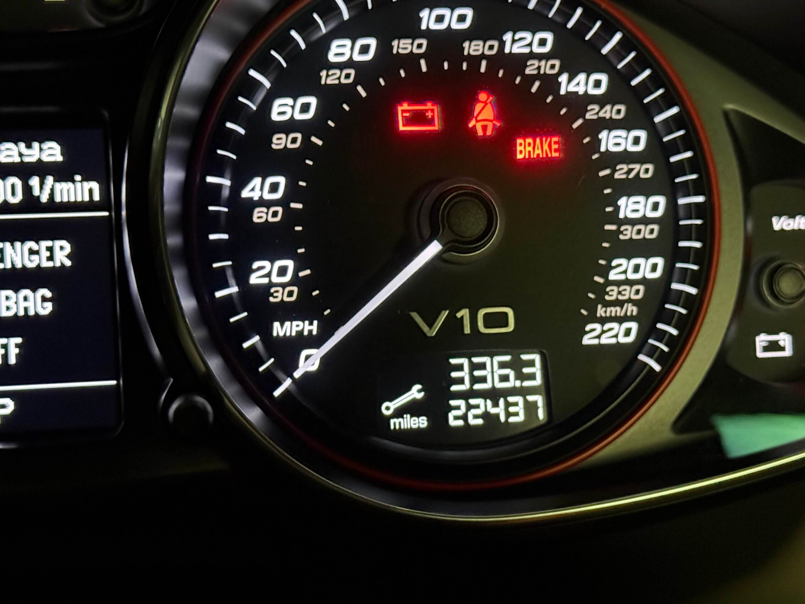 
								2014 Audi R8 Spider V10 Stasis extreme challenge package r048 full									