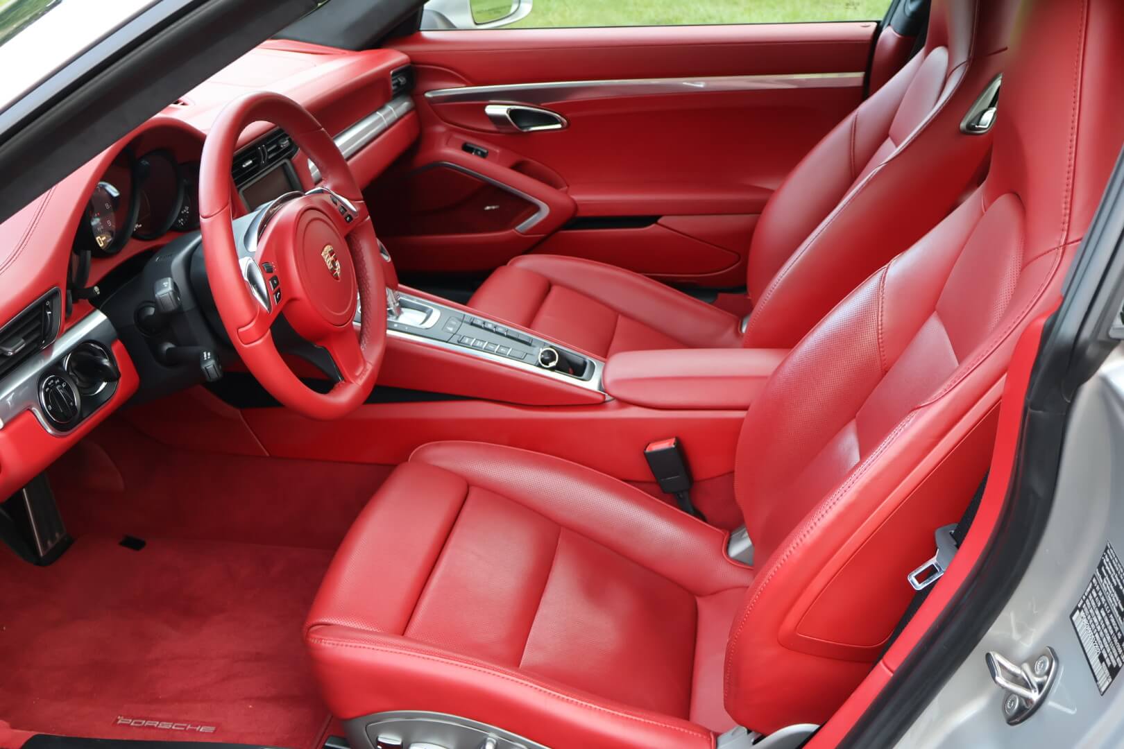 
								2013 Porsche 911 C4S full									