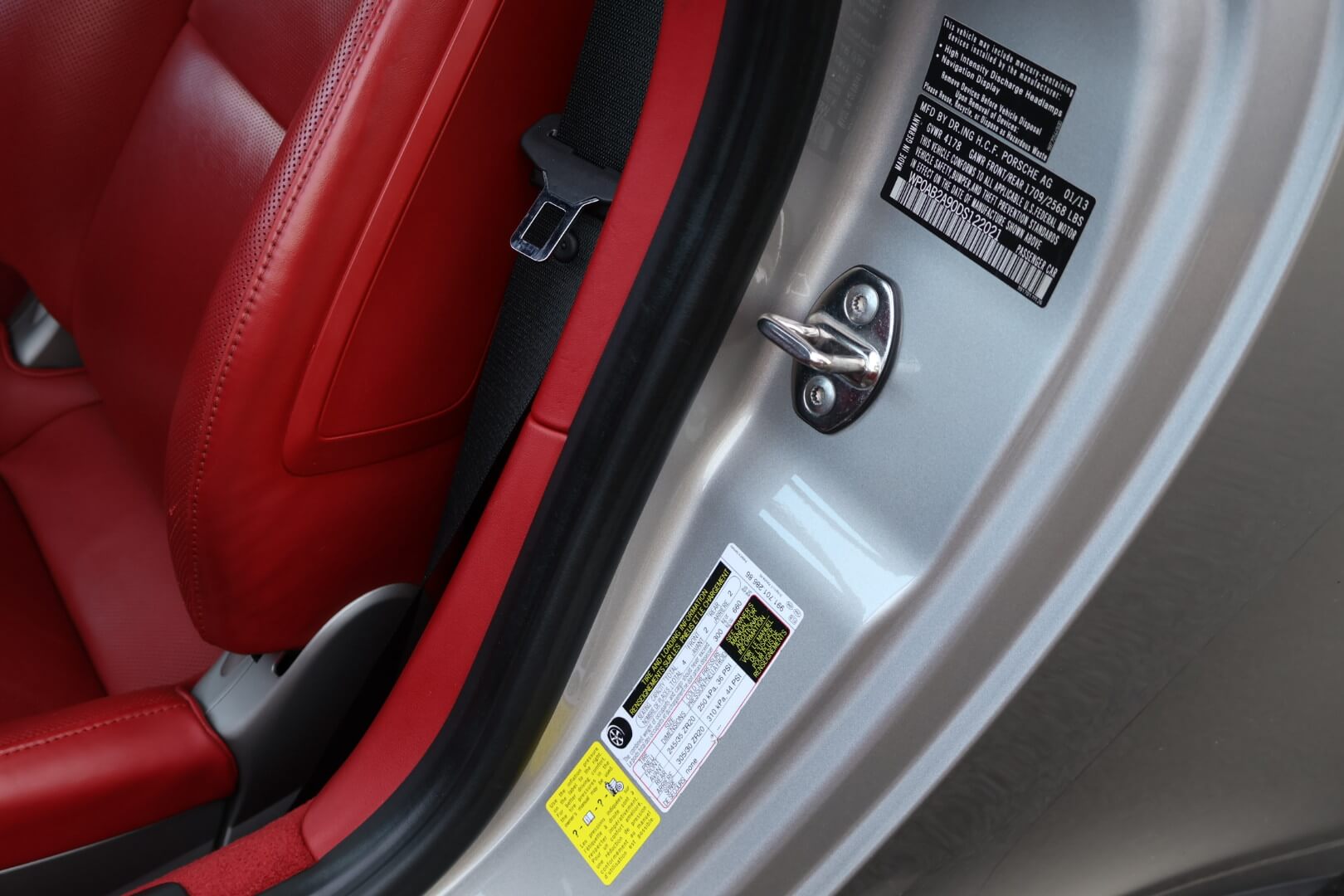 
								2013 Porsche 911 C4S full									
