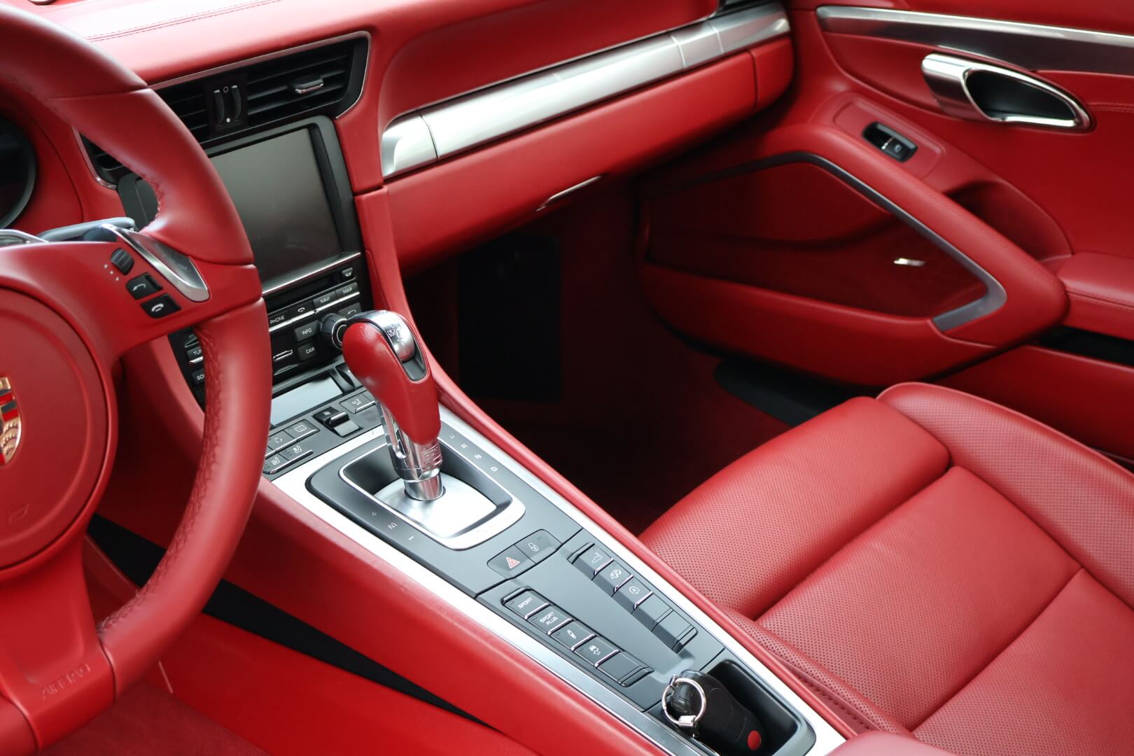 
								2013 Porsche 911 C4S full									